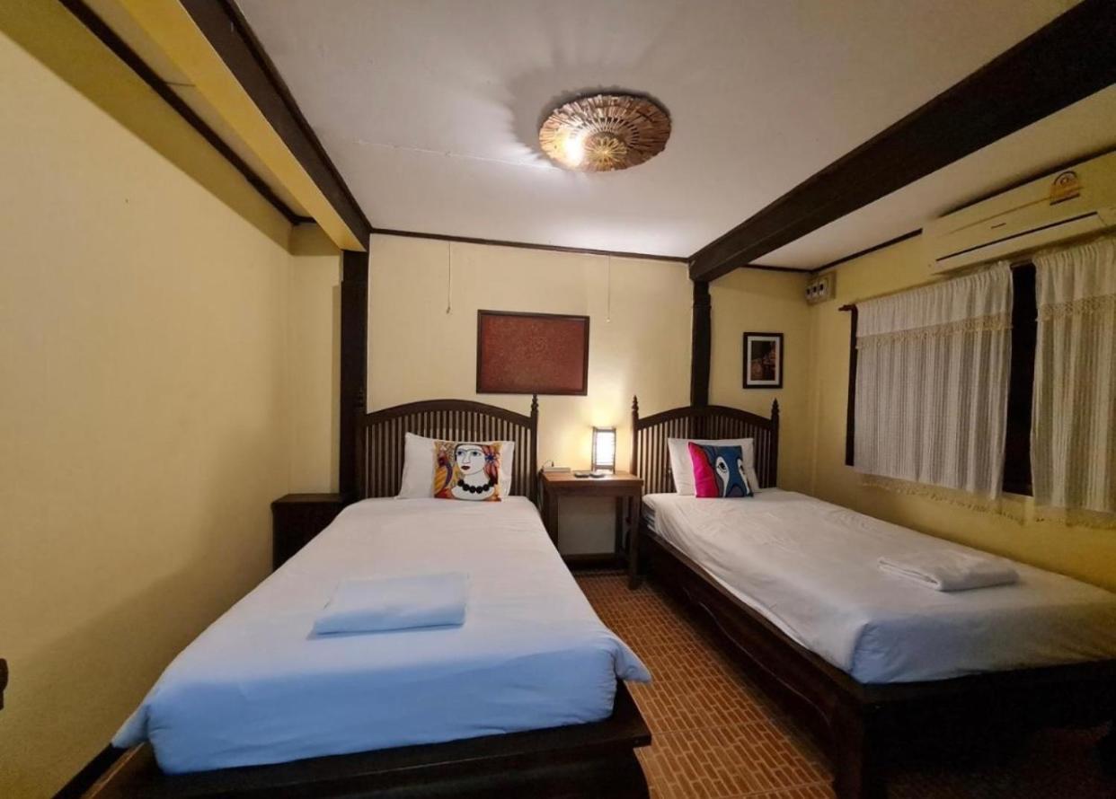 Nearthepark Boutique House Hostel Chiang Mai Buitenkant foto