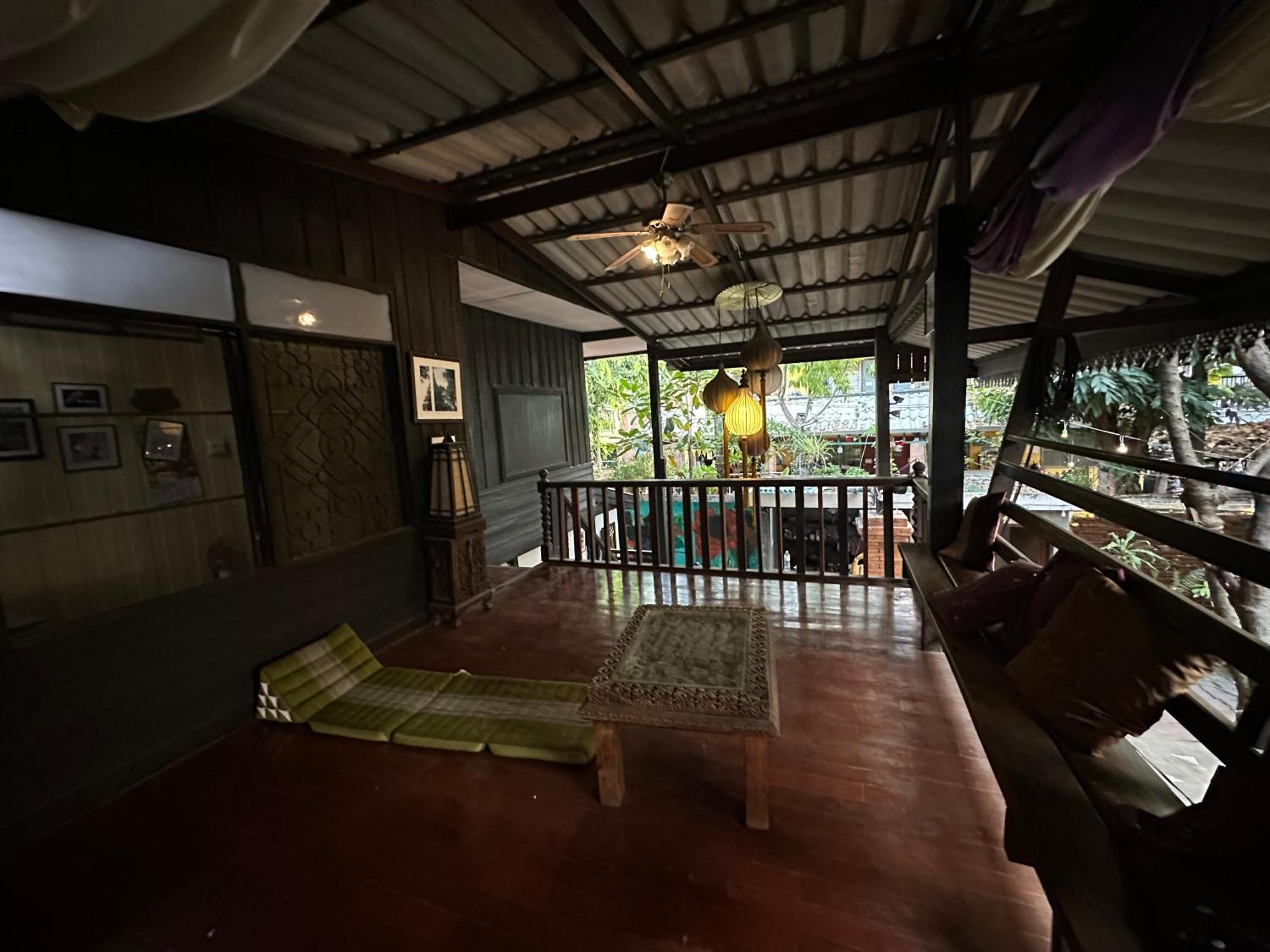 Nearthepark Boutique House Hostel Chiang Mai Buitenkant foto